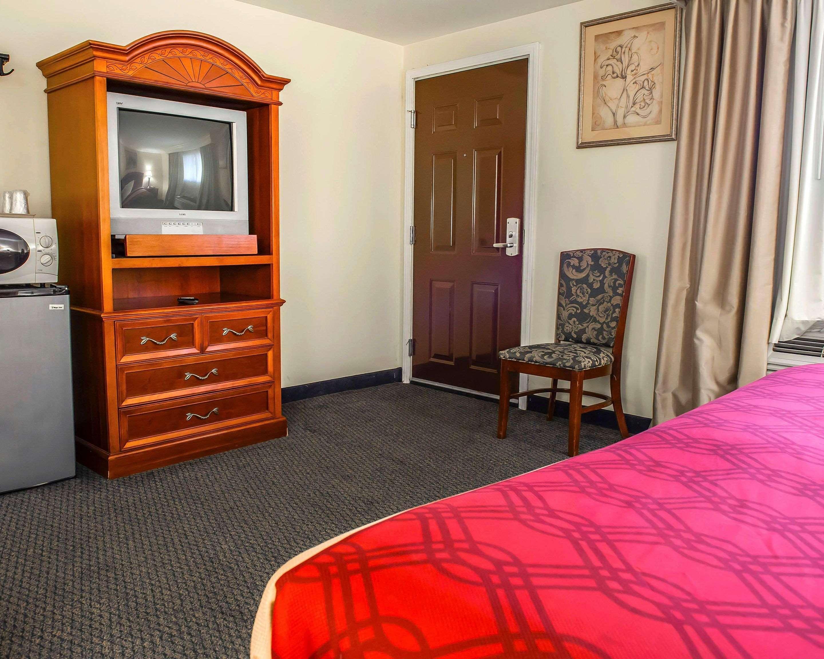 Econo Lodge Jefferson Hills Hwy 51 Clairton Buitenkant foto