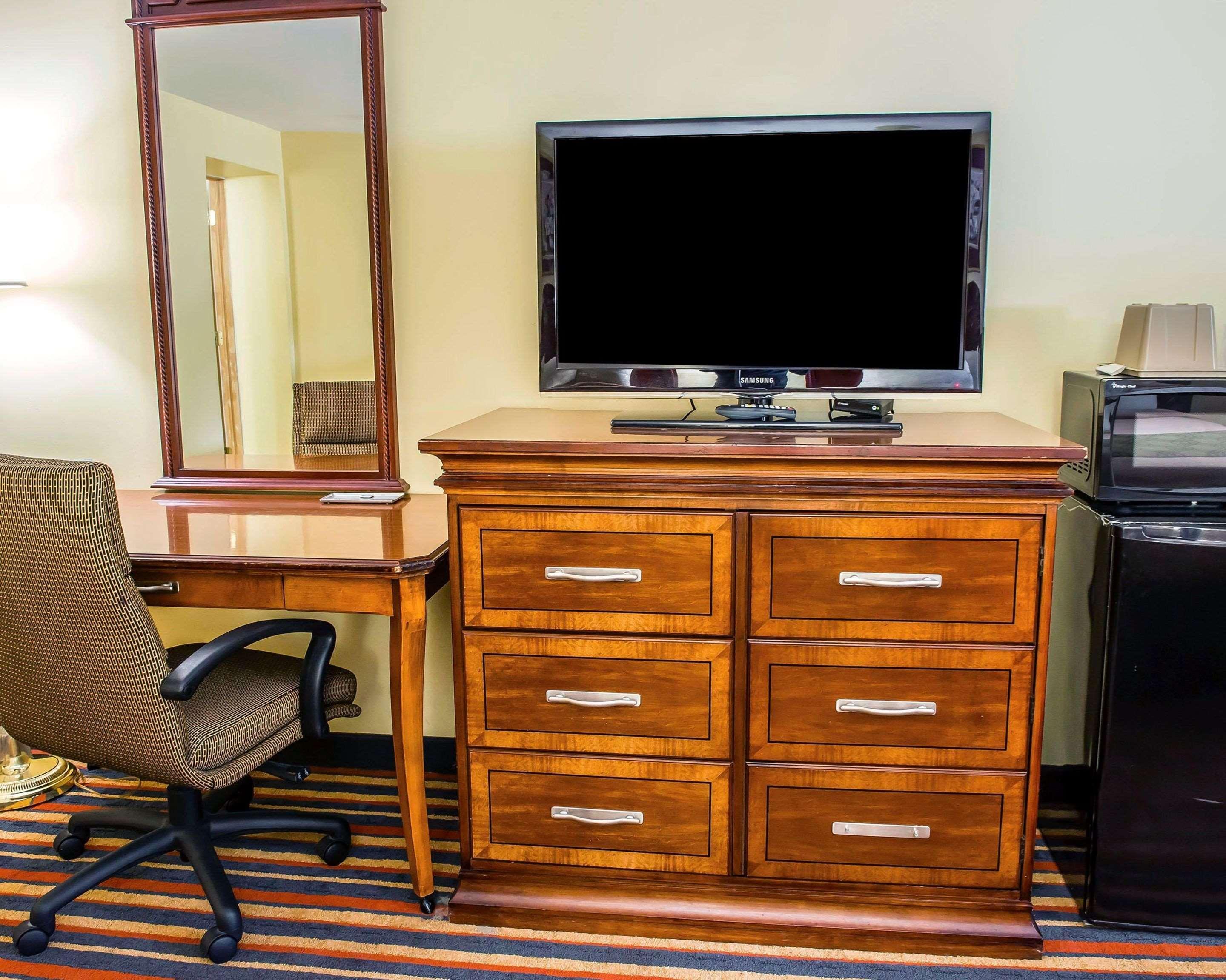 Econo Lodge Jefferson Hills Hwy 51 Clairton Buitenkant foto