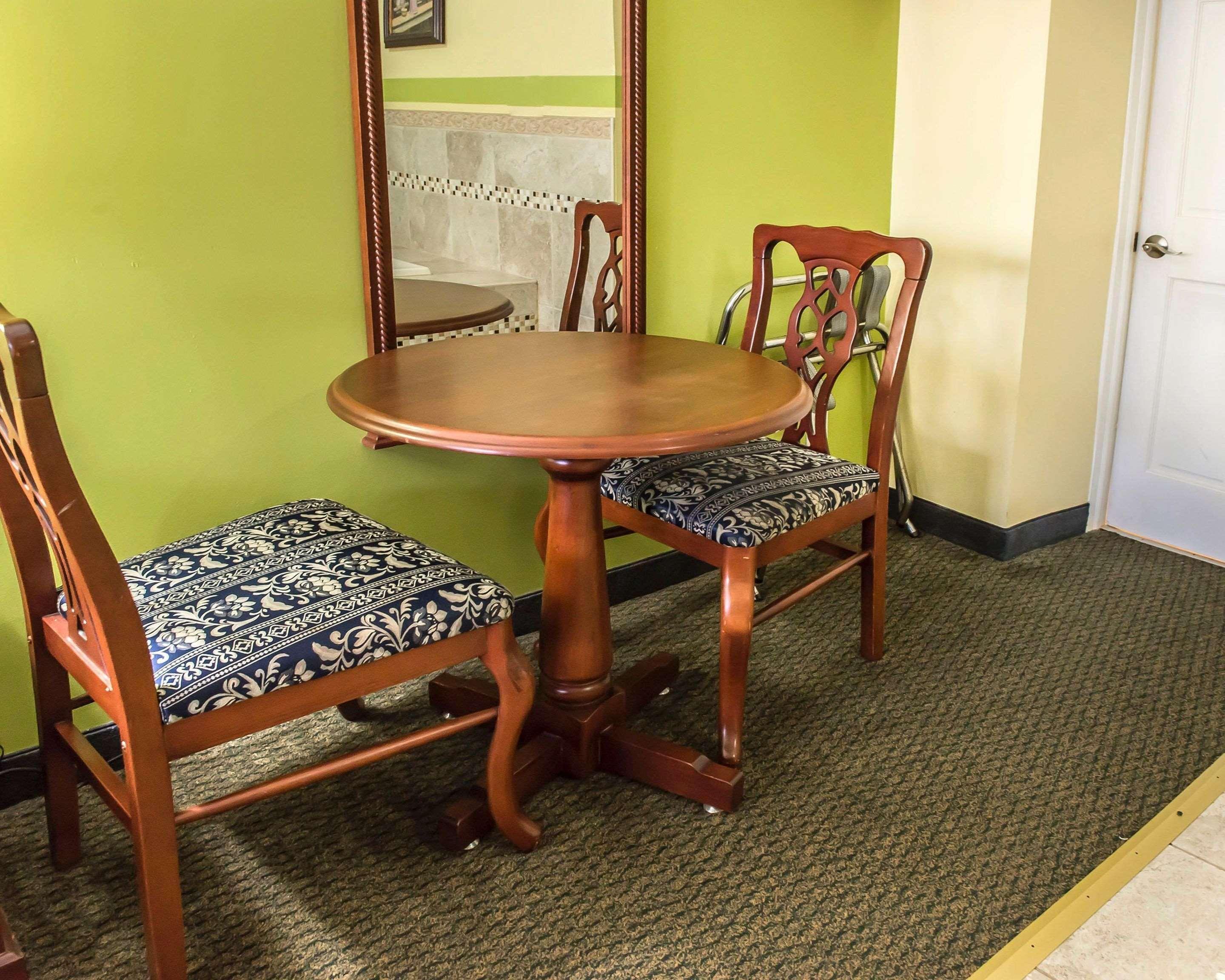Econo Lodge Jefferson Hills Hwy 51 Clairton Buitenkant foto
