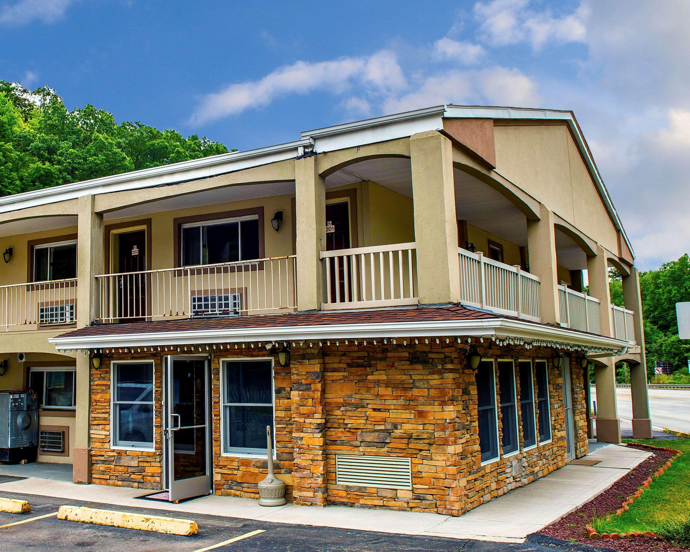 Econo Lodge Jefferson Hills Hwy 51 Clairton Buitenkant foto