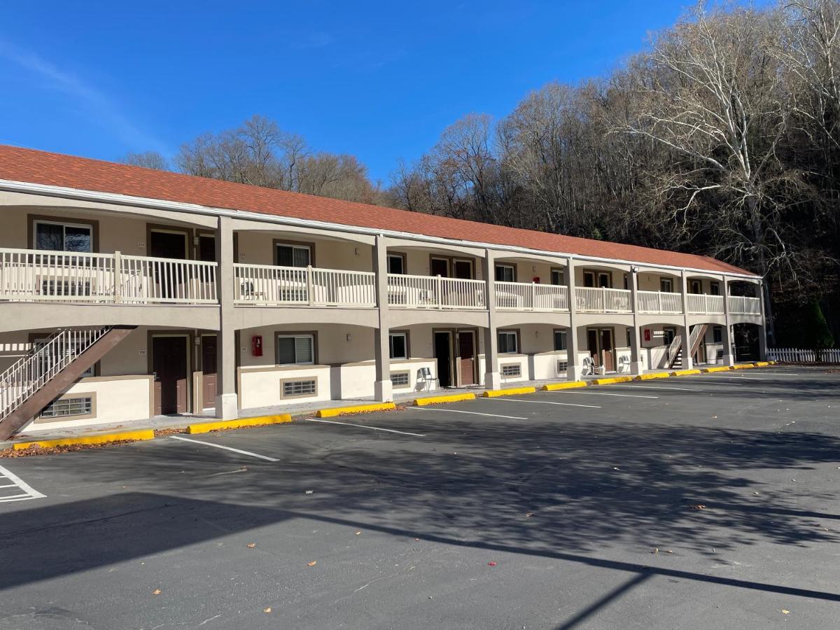 Econo Lodge Jefferson Hills Hwy 51 Clairton Buitenkant foto
