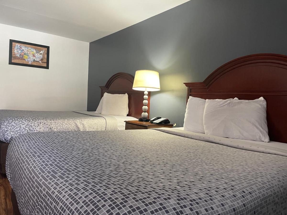 Econo Lodge Jefferson Hills Hwy 51 Clairton Buitenkant foto