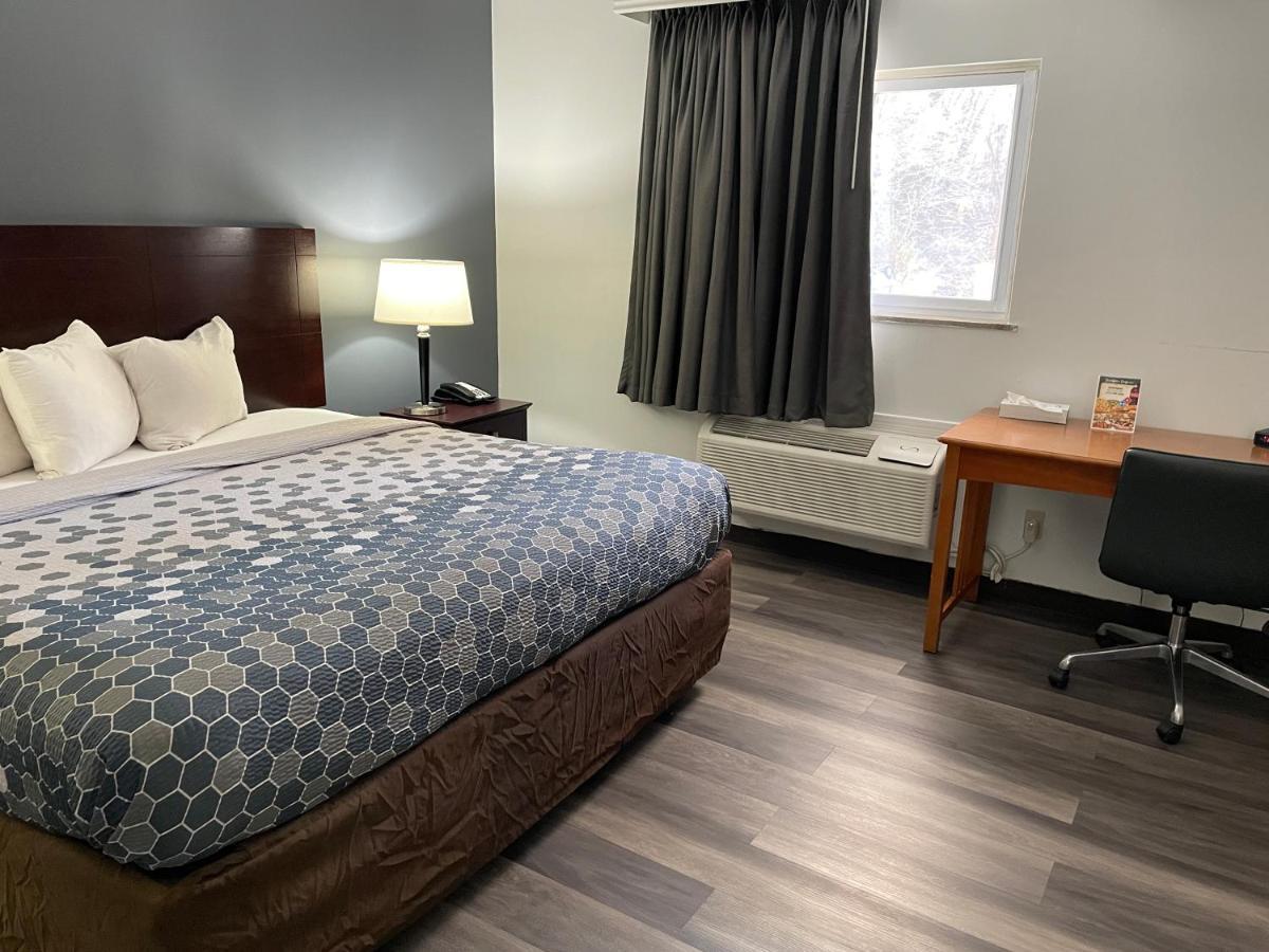 Econo Lodge Jefferson Hills Hwy 51 Clairton Buitenkant foto